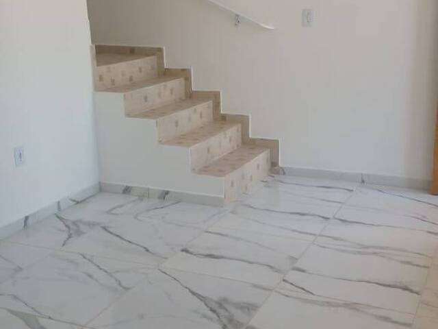 Sobrado para Venda em Praia Grande - 5