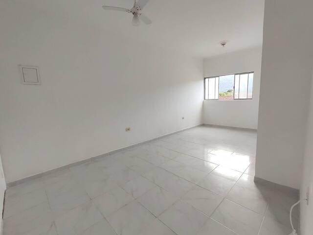 Apartamento para Venda em Praia Grande - 3