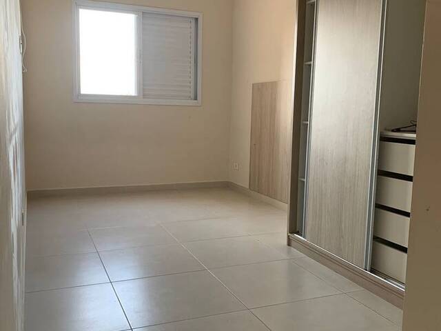 Apartamento para Venda em Praia Grande - 4