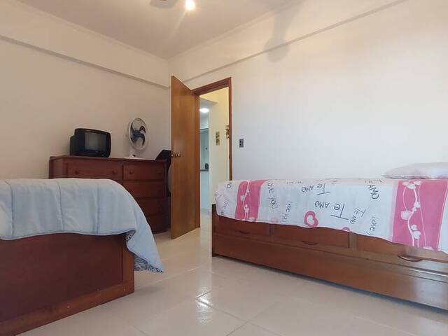 Apartamento para Venda em Praia Grande - 5