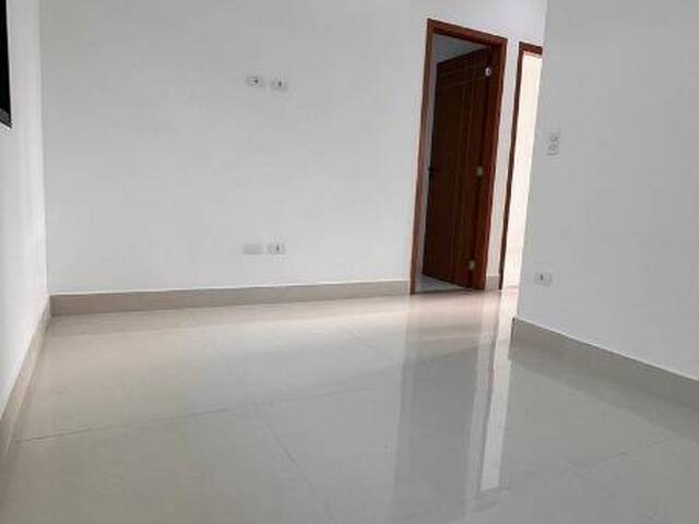 Sobrado para Venda em Praia Grande - 4