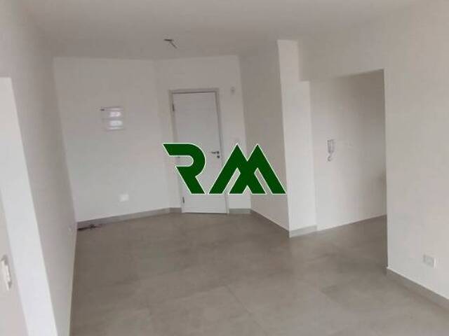 #007 - Apartamento para Venda em Praia Grande - SP